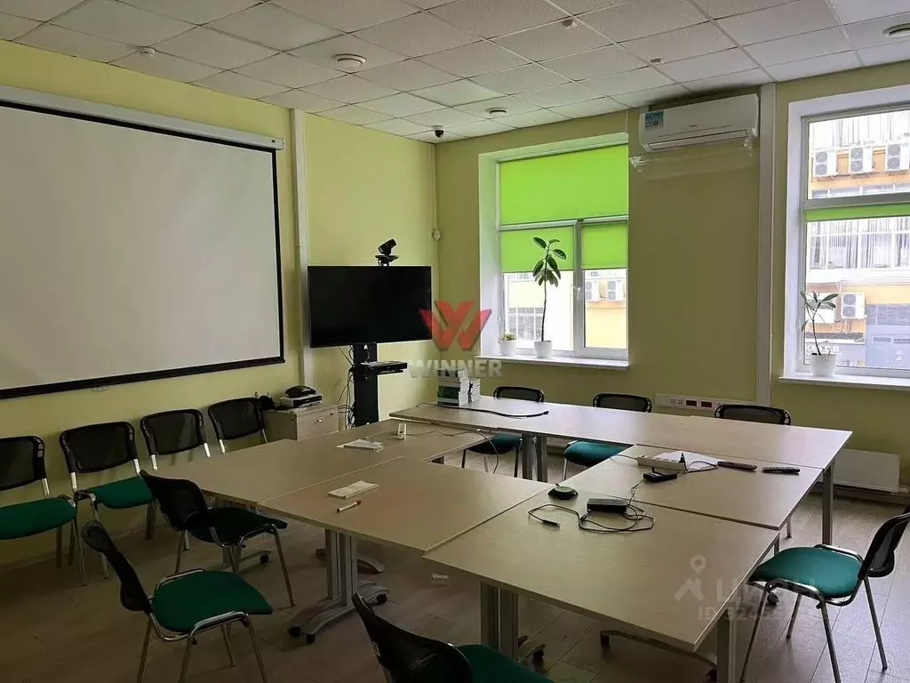 Офис в Нижегородская область, Нижний Новгород ул. Бекетова, 13Ж (1144 ... - Фото 1