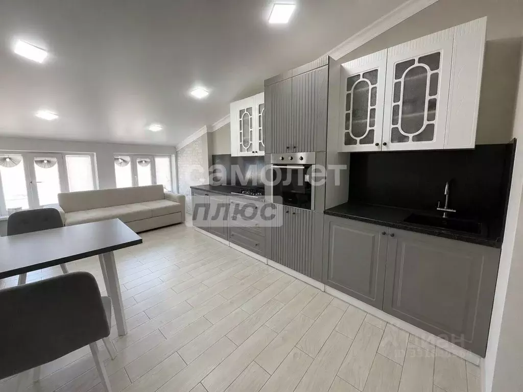 2-к кв. Дагестан, Каспийск ул. Молодежная, 4 (80.5 м) - Фото 1