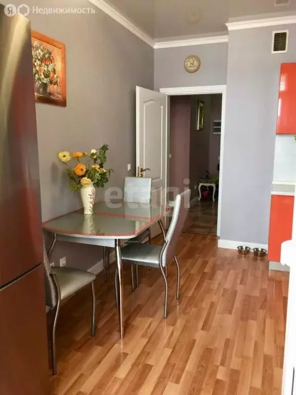 2-комнатная квартира: Екатеринбург, улица Орденоносцев, 8 (66 м) - Фото 1