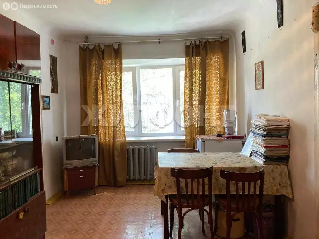 2-комнатная квартира: Обь, улица ЖКО Аэропорта, 11 (42.9 м) - Фото 1