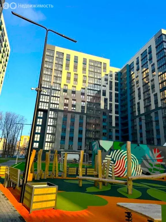 2-комнатная квартира: Калининград, Солдатская улица, 9к4 (69.7 м) - Фото 0