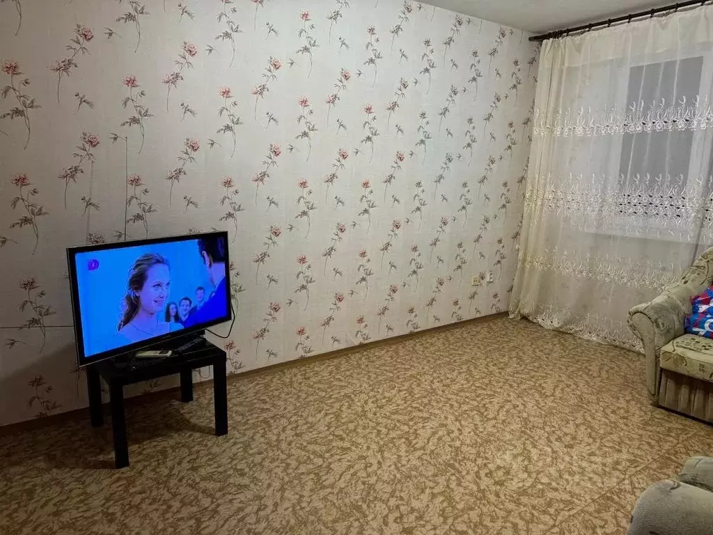 1-к кв. Волгоградская область, Камышин 5-й мкр, 57 (39.0 м) - Фото 1