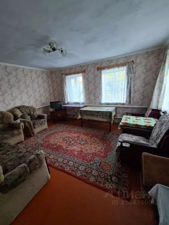 Дом в Краснодарский край, Красноармейский район, Полтавская ст-ца ул. ... - Фото 1