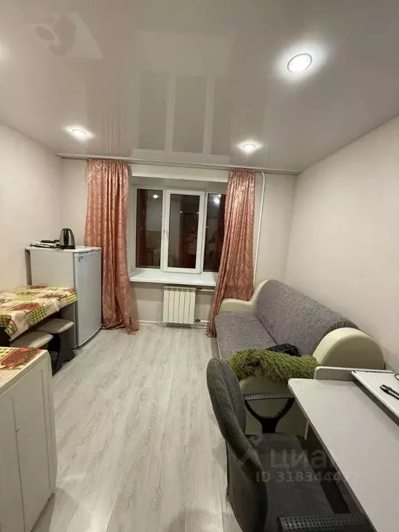 Комната Красноярский край, Красноярск Парашютная ул., 23 (12.0 м) - Фото 1