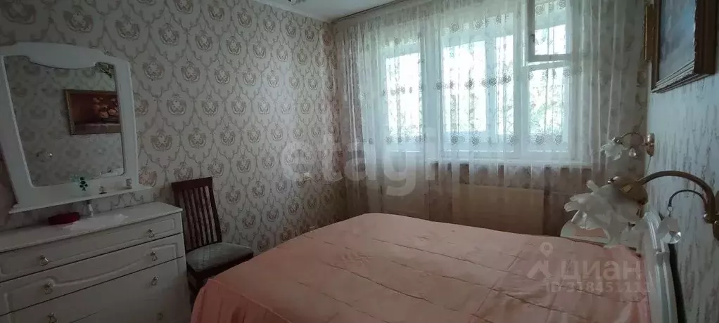 3-к кв. Смоленская область, с. Вязьма-Брянская ул. 50 лет Победы, 24 ... - Фото 1