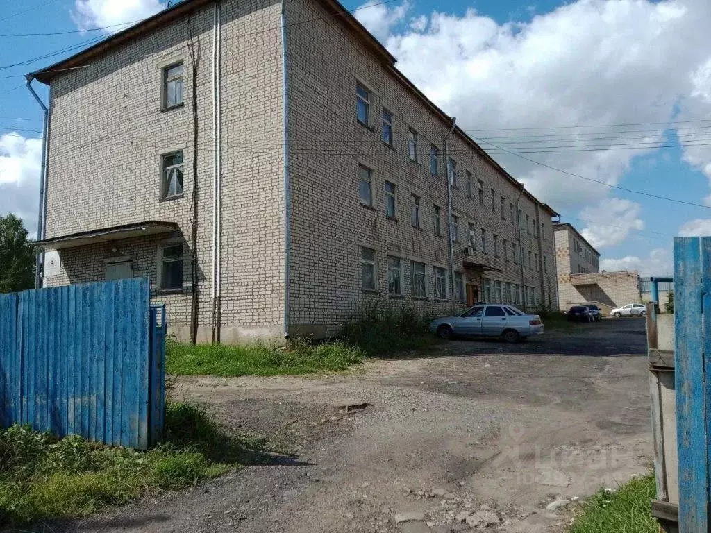 Помещение свободного назначения в Кировская область, Свеча пгт ул. ... - Фото 1