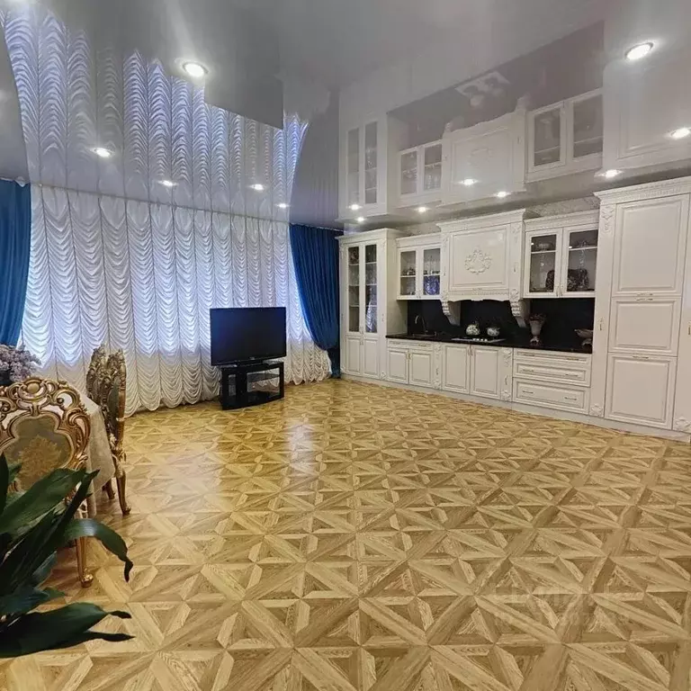Дом в Ленинградская область, Тосненский район, Красный Бор городской ... - Фото 2
