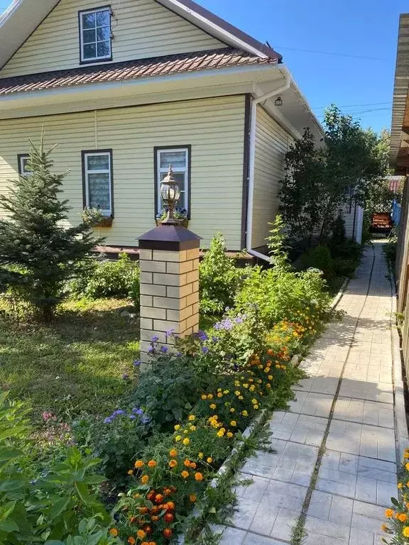 Дом в Вологодская область, Великий Устюг ул. Энгельса, 45 (80 м) - Фото 1