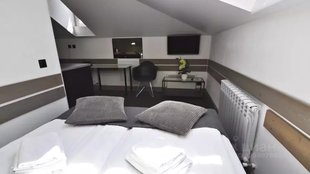 Комната Москва Софийская наб., 30С1 (18.0 м) - Фото 1