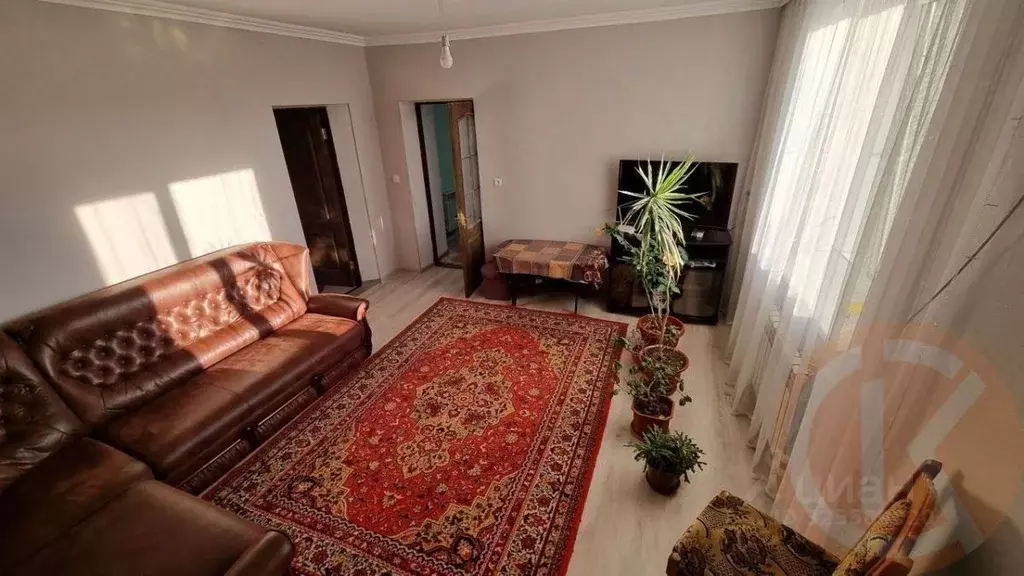 Дом в Крым, Сакский район, с. Воробьево ул. Гагарина, 30/1 (100 м) - Фото 2