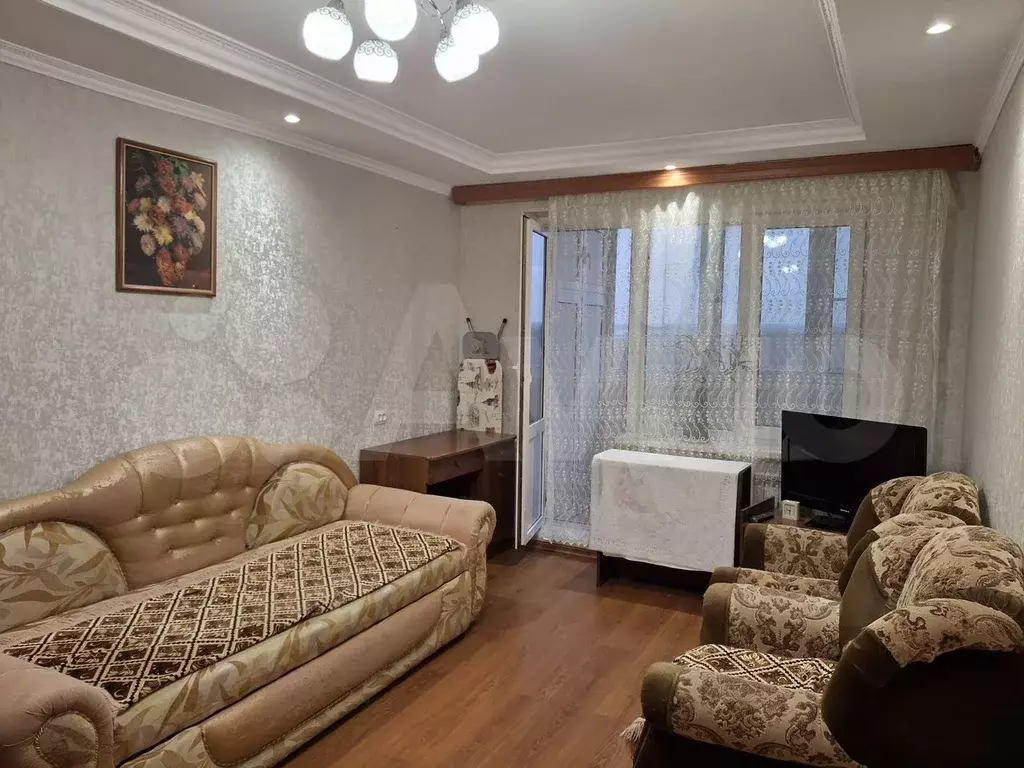 2-к. квартира, 50 м, 9/9 эт. - Фото 0