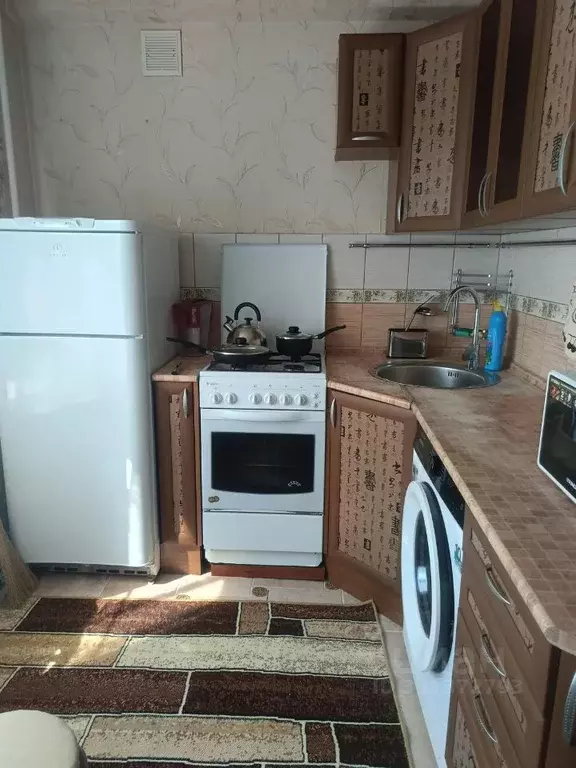 2-к кв. Вологодская область, Череповец просп. Победы, 142 (50.0 м) - Фото 2