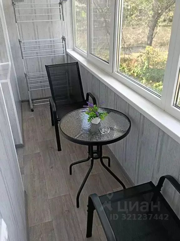 2-к кв. Ростовская область, Каменский район, Старостаничное с/пос, ... - Фото 1