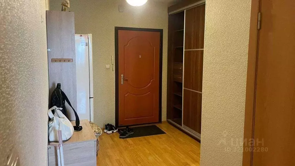 2-к кв. Белгородская область, Белгород ул. Макаренко, 26 (64.8 м) - Фото 1