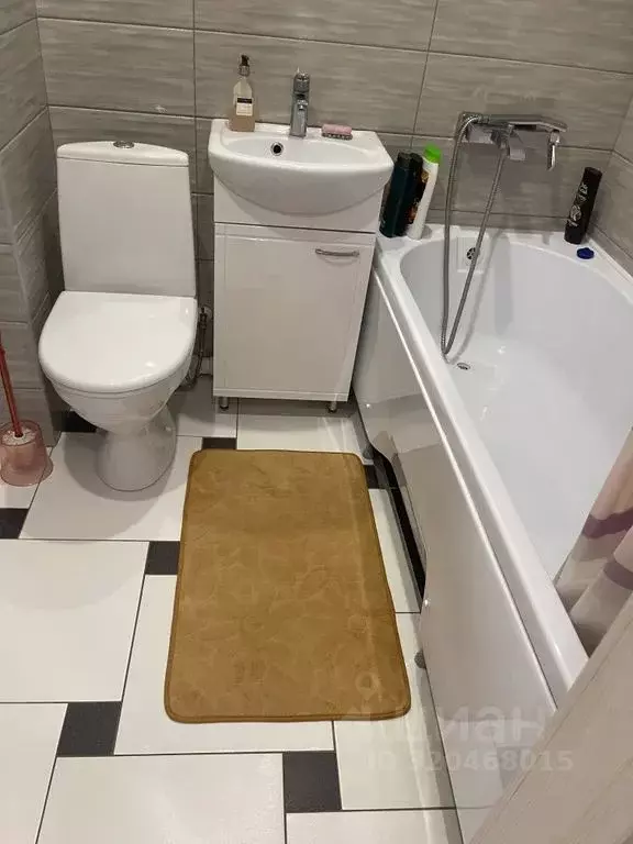 1-к кв. Оренбургская область, Оренбург ул. Ткачева, 89 (30.0 м) - Фото 1