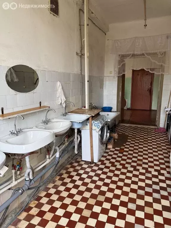1к в 7-комнатной квартире (12 м) - Фото 0