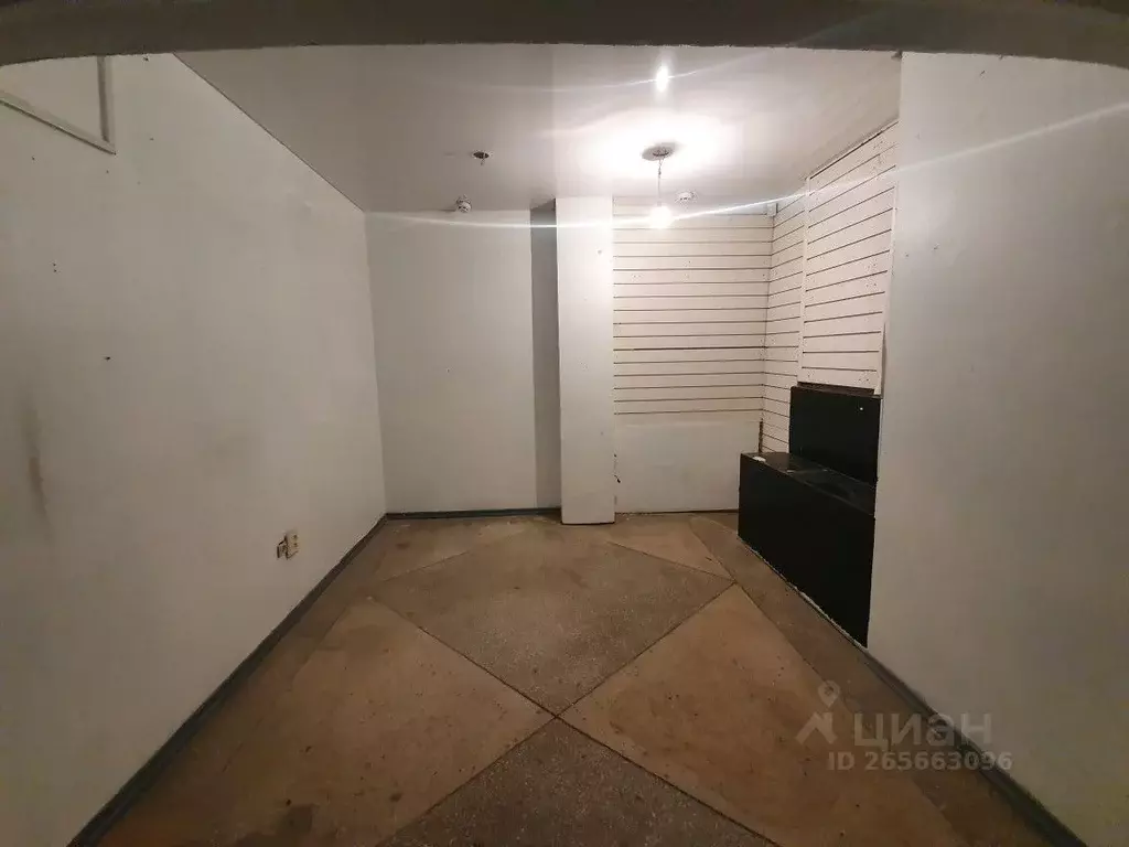 Помещение свободного назначения в Коми, Сыктывкар Коммунистическая ... - Фото 1