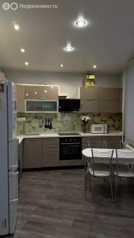 1-комнатная квартира: Красноярск, улица Борисова, 30 (43.9 м) - Фото 1