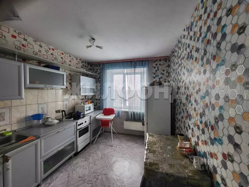 4-к кв. Хакасия, Абакан ул. Кати Перекрещенко, 13А (77.4 м) - Фото 0