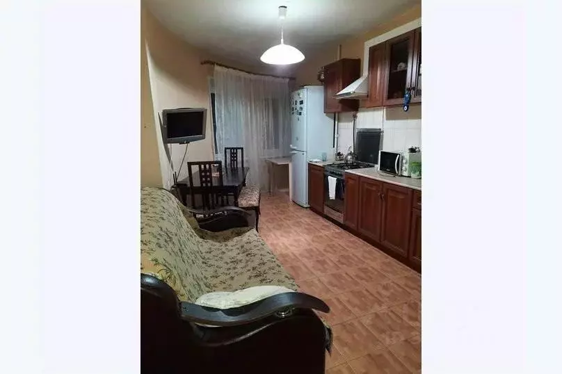 2-к кв. Нижегородская область, Кстово просп. Победы, 13 (76.0 м) - Фото 0