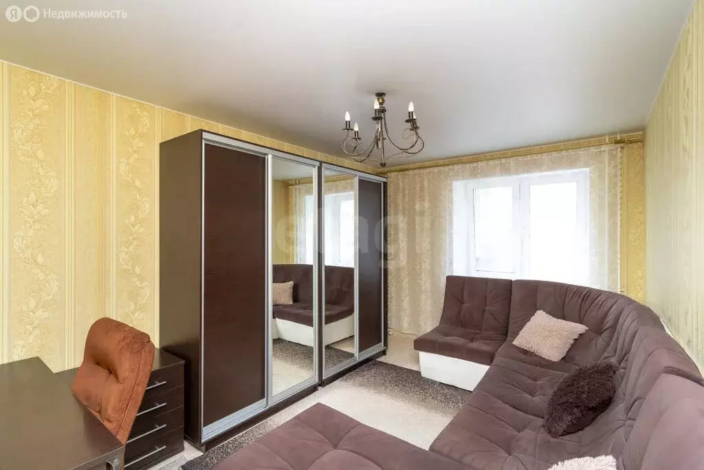 3-комнатная квартира: микрорайон Мелиораторов, улица Голышева, 4 (58.2 ... - Фото 1