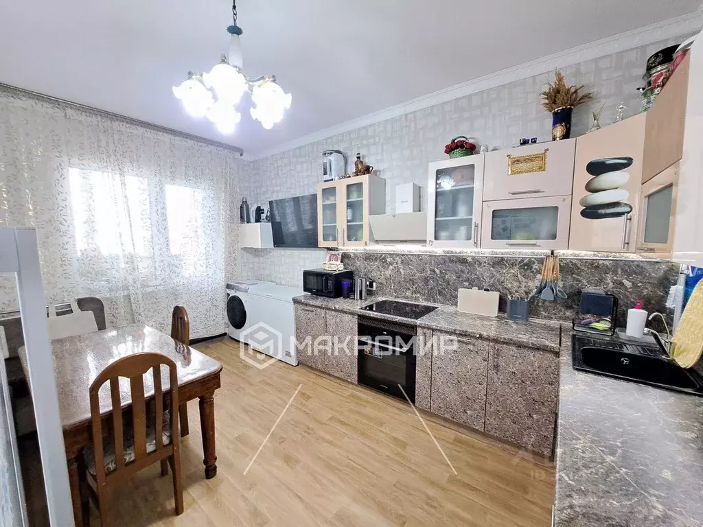 3-к кв. Ханты-Мансийский АО, Сургут ул. Замятинская, 3/1 (80.0 м) - Фото 1