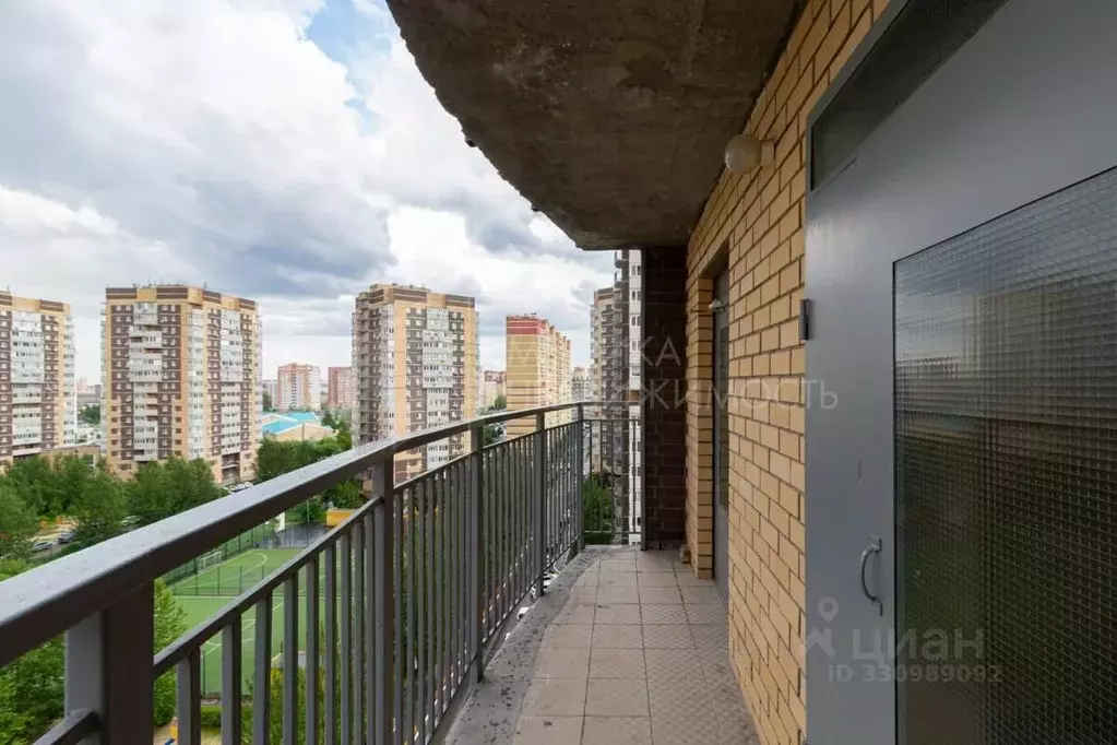 1-к кв. Тюменская область, Тюмень ул. Станислава Карнацевича, 4 (49.0 ... - Фото 1