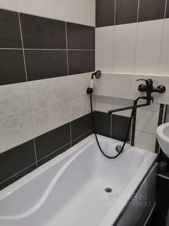 3-к кв. Самарская область, Самара ул. Георгия Димитрова, 66 (58.7 м) - Фото 1