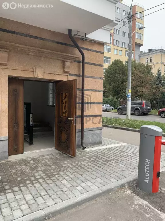 Торговая площадь (254 м) - Фото 1