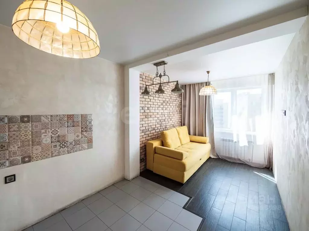 2-к кв. Новосибирская область, Новосибирск Вилюйская ул., 15 (66.5 м) - Фото 0