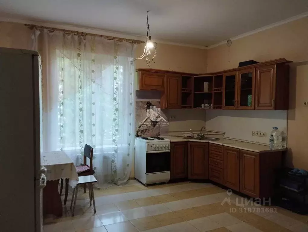 3-к кв. Белгородская область, Белгородский район, пос. Майский ул. ... - Фото 0