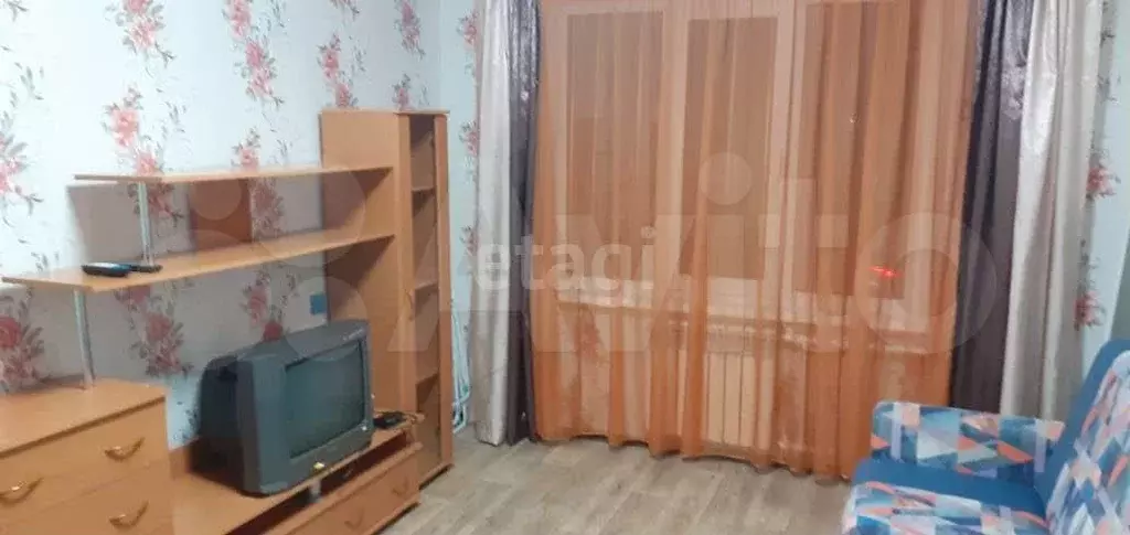 2-к. квартира, 40 м, 2/9 эт. - Фото 1