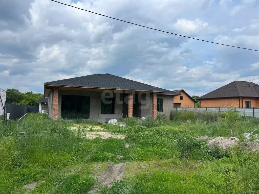 Дом в Белгородская область, Старый Оскол ул. Левобережная, 17 (222 м) - Фото 0