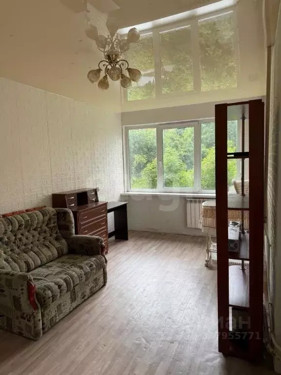 3-к кв. Санкт-Петербург, Санкт-Петербург, Павловск ул. Горная, 14 ... - Фото 1