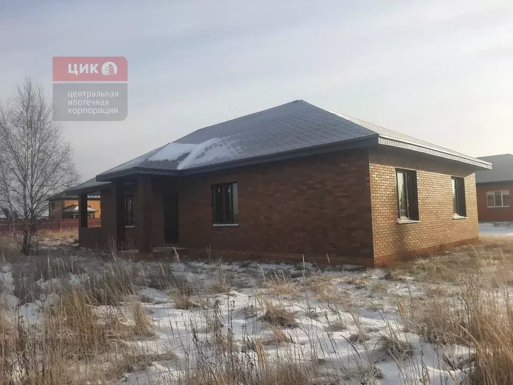 Дом в Рязанская область, Рязанский район, Дубровическое с/пос, с. ... - Фото 1