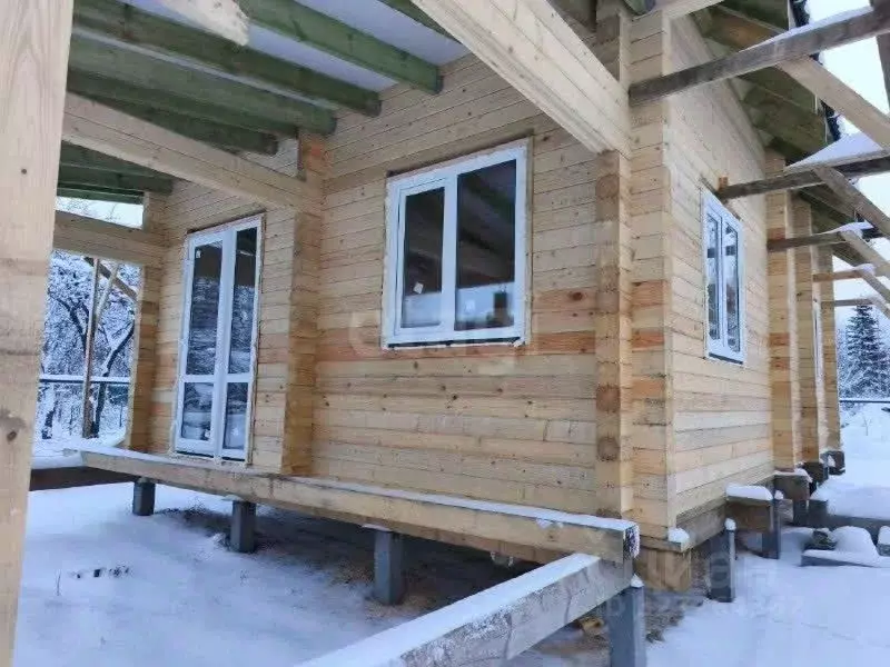 Дом в Ленинградская область, Кировский район, Синявинское городское ... - Фото 2