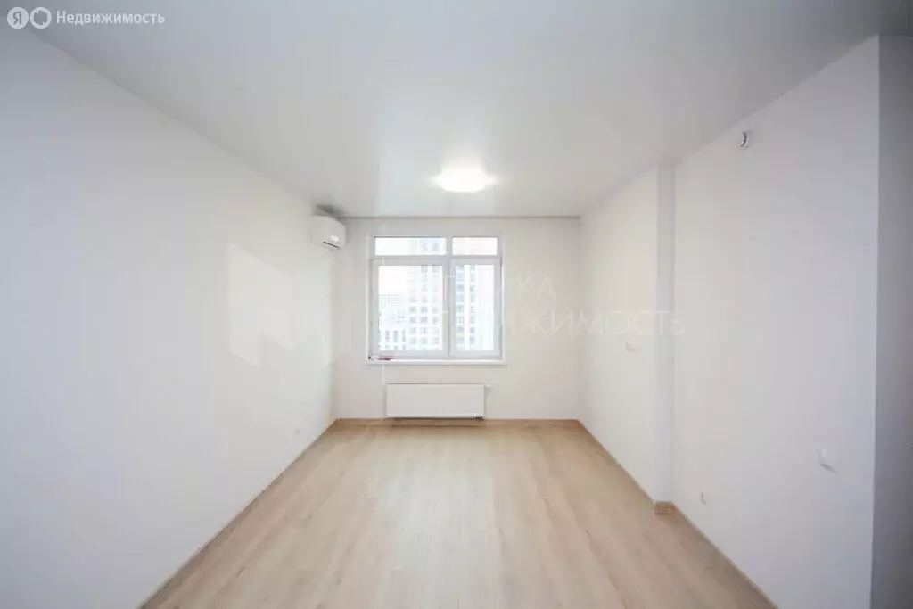1-комнатная квартира: Тюмень, Харьковская улица, 74 (42 м) - Фото 1