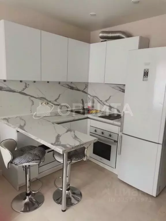 1-к кв. Тюменская область, Тюмень ул. Стройотрядовская, 14 (30.8 м) - Фото 2