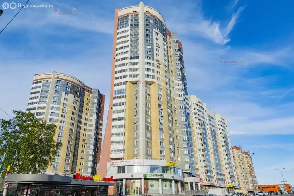 2-комнатная квартира: Екатеринбург, Уральская улица, 75 (76.3 м) - Фото 1