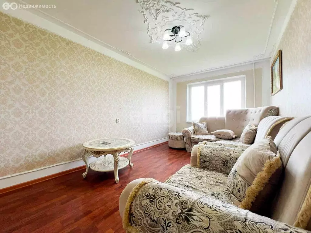3-комнатная квартира: Нальчик, улица Шогенова, 22 (68.2 м) - Фото 1