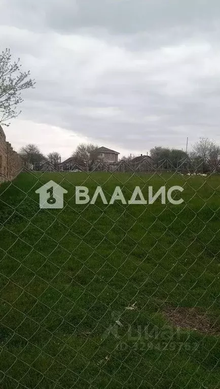 Участок в Крым, Симферопольский район, Чистенское с/пос, с. Левадки ... - Фото 2