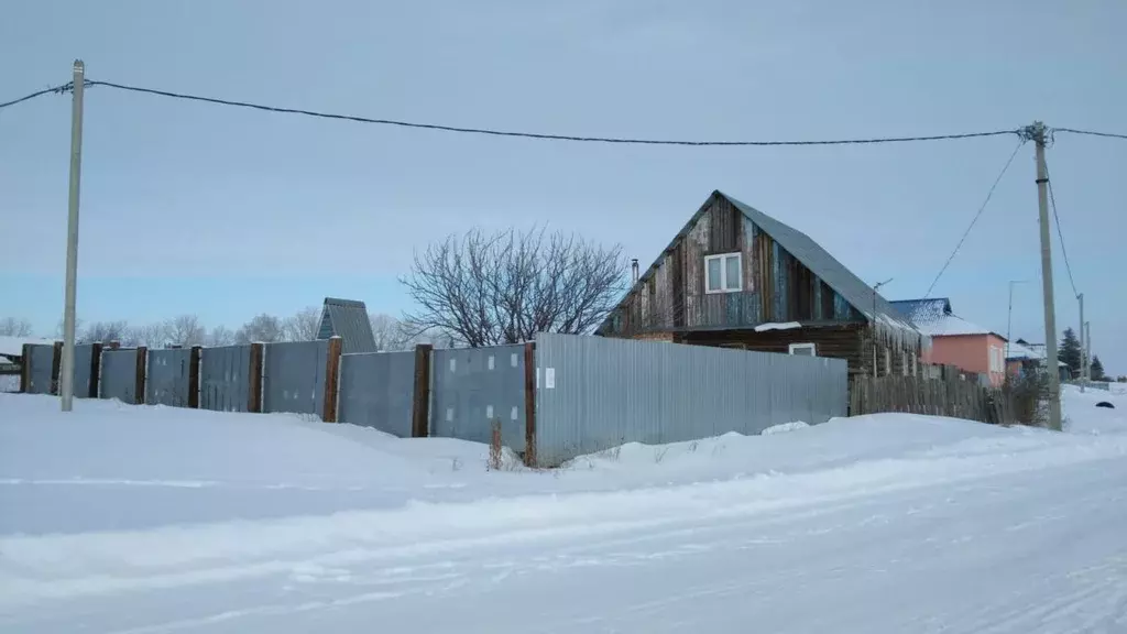 Дом в Омская область, Саргатский район, д. Верблюжье  (84 м) - Фото 0