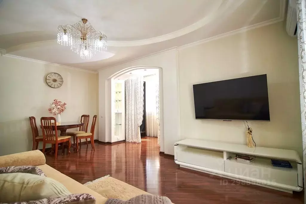2-к кв. Ставропольский край, Кисловодск ул. Кирова, 36А (60.0 м) - Фото 0