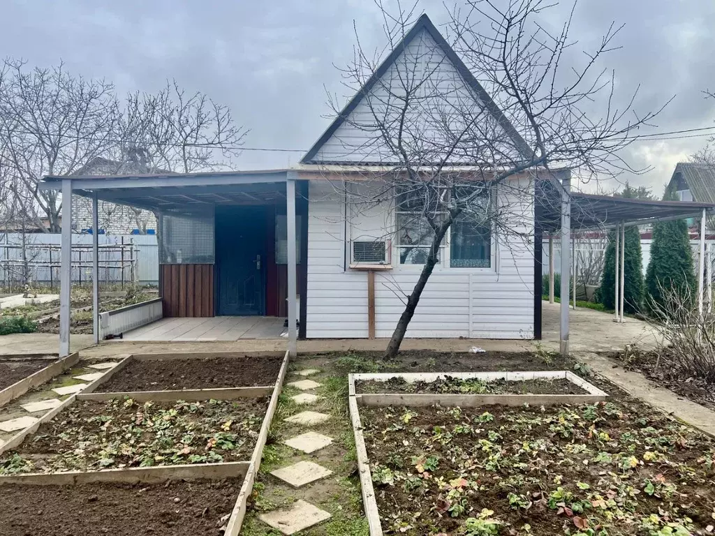 Дом в Волгоградская область, Волжский Взморье СНТ, ул. Малиновая (23 ... - Фото 1