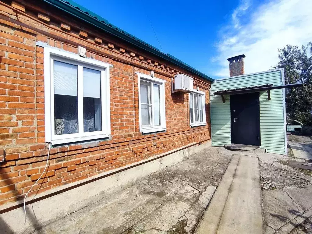 Дом в Краснодарский край, Ейск ул. Труда (50 м) - Фото 2