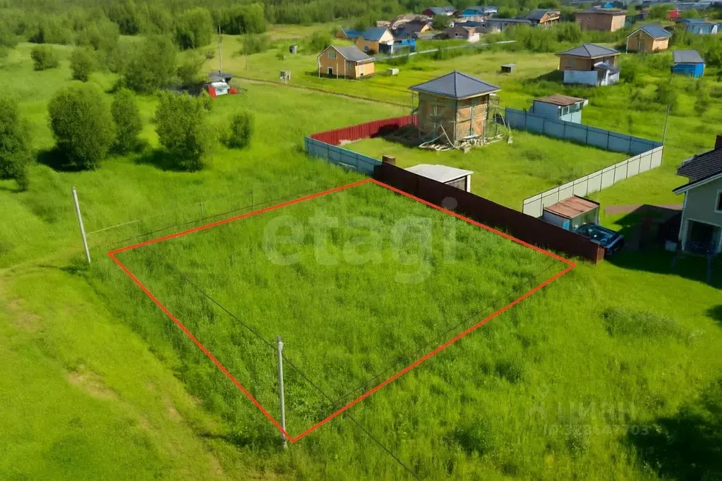 Участок в Ленинградская область, Тосненский район, Федоровское ... - Фото 1