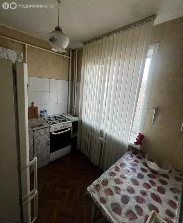 3-комнатная квартира: Самара, улица Гагарина, 113 (56 м) - Фото 1
