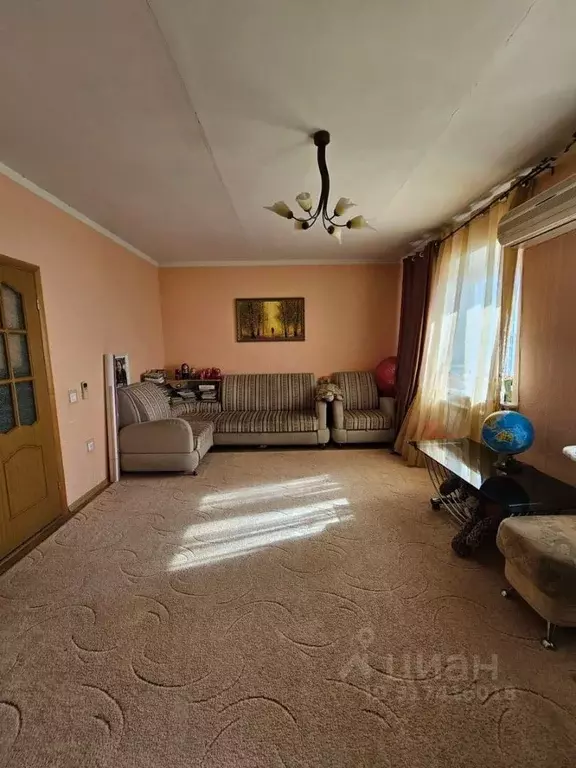 4-к кв. Астраханская область, Астрахань ул. Дзержинского, 58к1 (92.3 ... - Фото 1