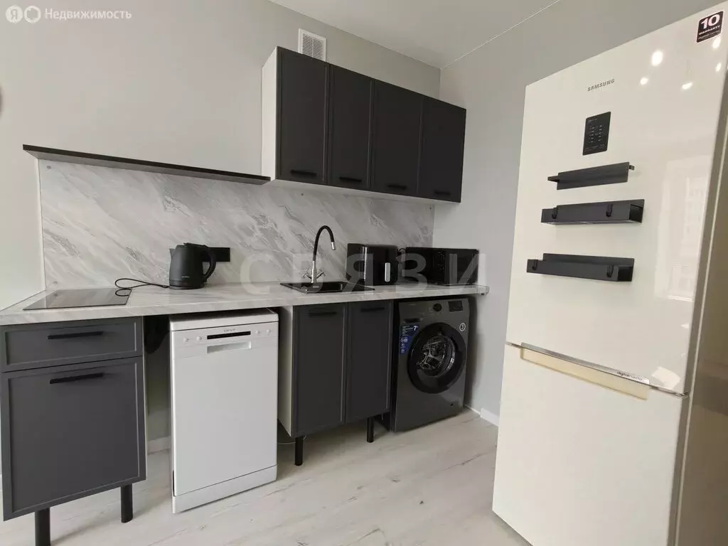 1-комнатная квартира: Тюмень, улица Тимофея Кармацкого, 9 (44 м) - Фото 1