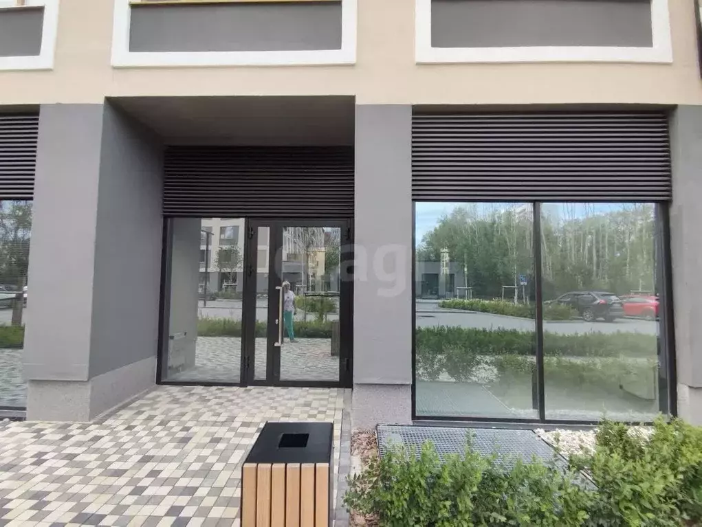 Помещение свободного назначения в Тюменская область, Тюмень ДОК мкр, ... - Фото 1